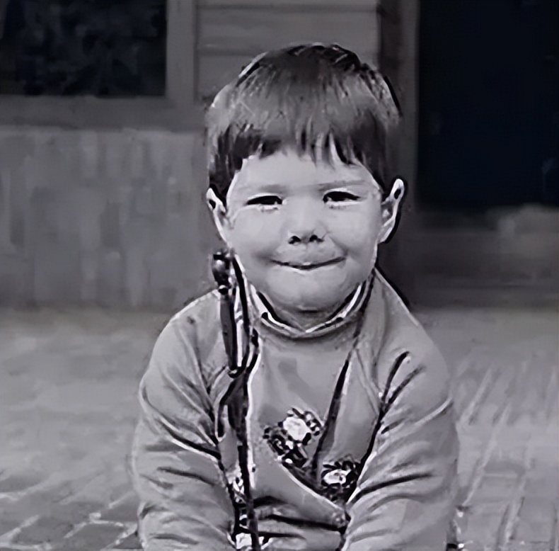 足坛明星小孩,足坛球星萌娃视频