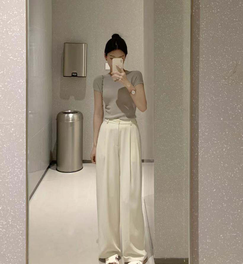 松弛而不松垮的上班穿搭,穿搭分享非常适合上班族的搭配