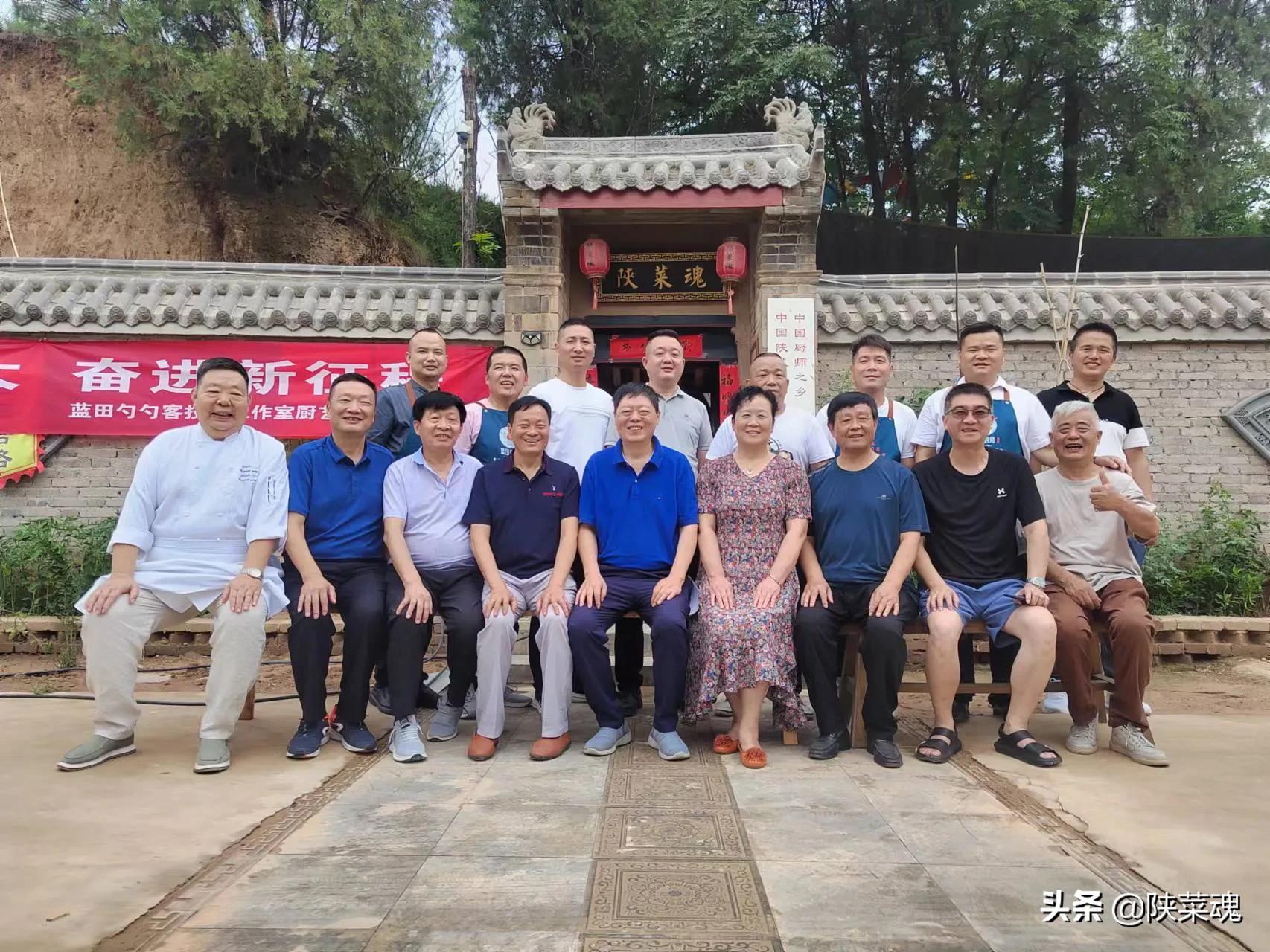 濂嬭繘鏂板緛绋嬪枩杩庝簩鍗佸ぇ,鍠滆繋浜屽崄骞村杩涙柊寰佺▼