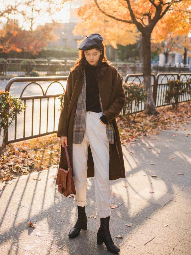 今年流行什么鞋冬季运动鞋,什么运动鞋最百搭秋冬款