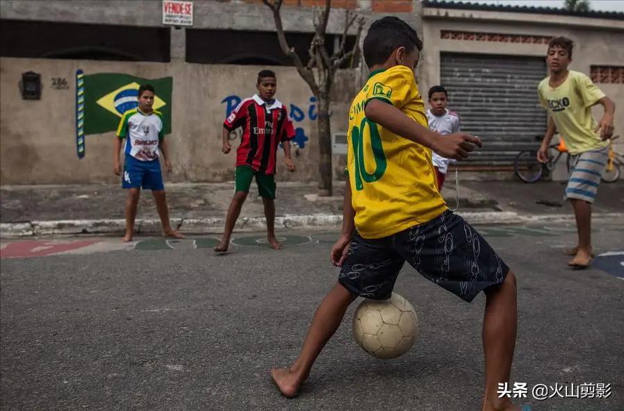 中国足球注册人数8000还是10万,中国足协注册球员数量