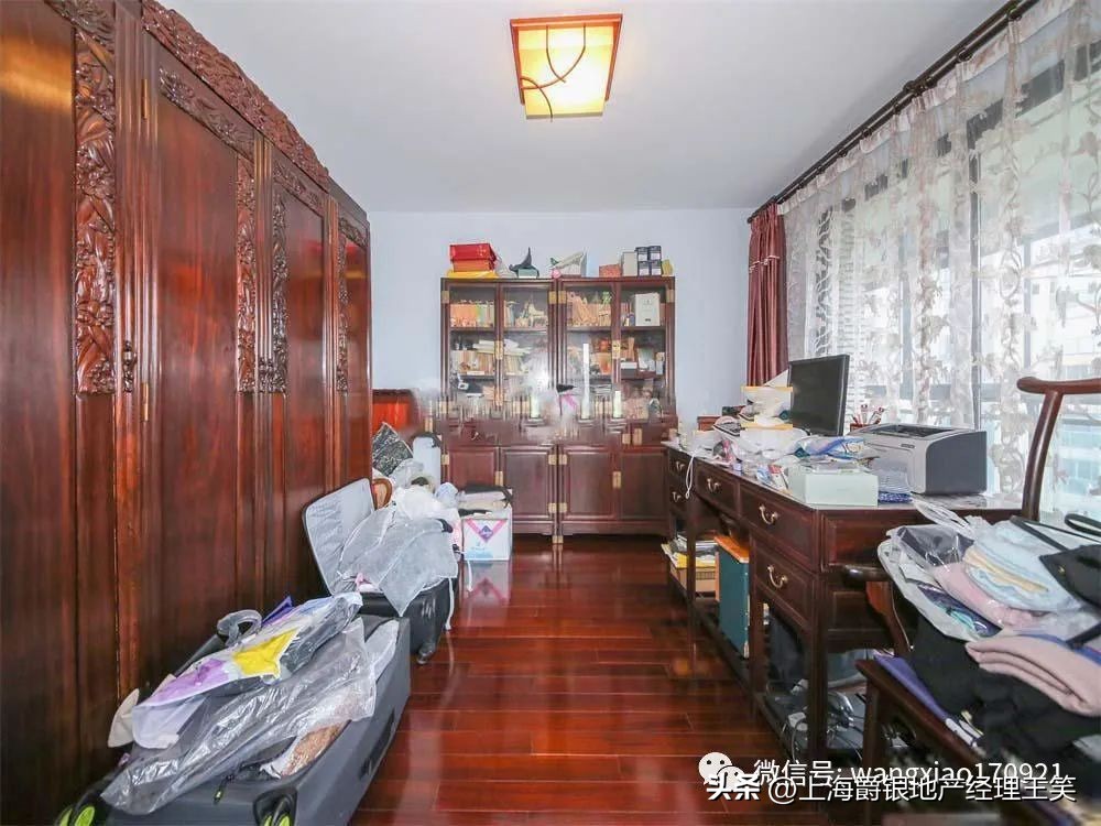 大华十八街区中心位置大平层，195M²1970万，13号线地铁口200米