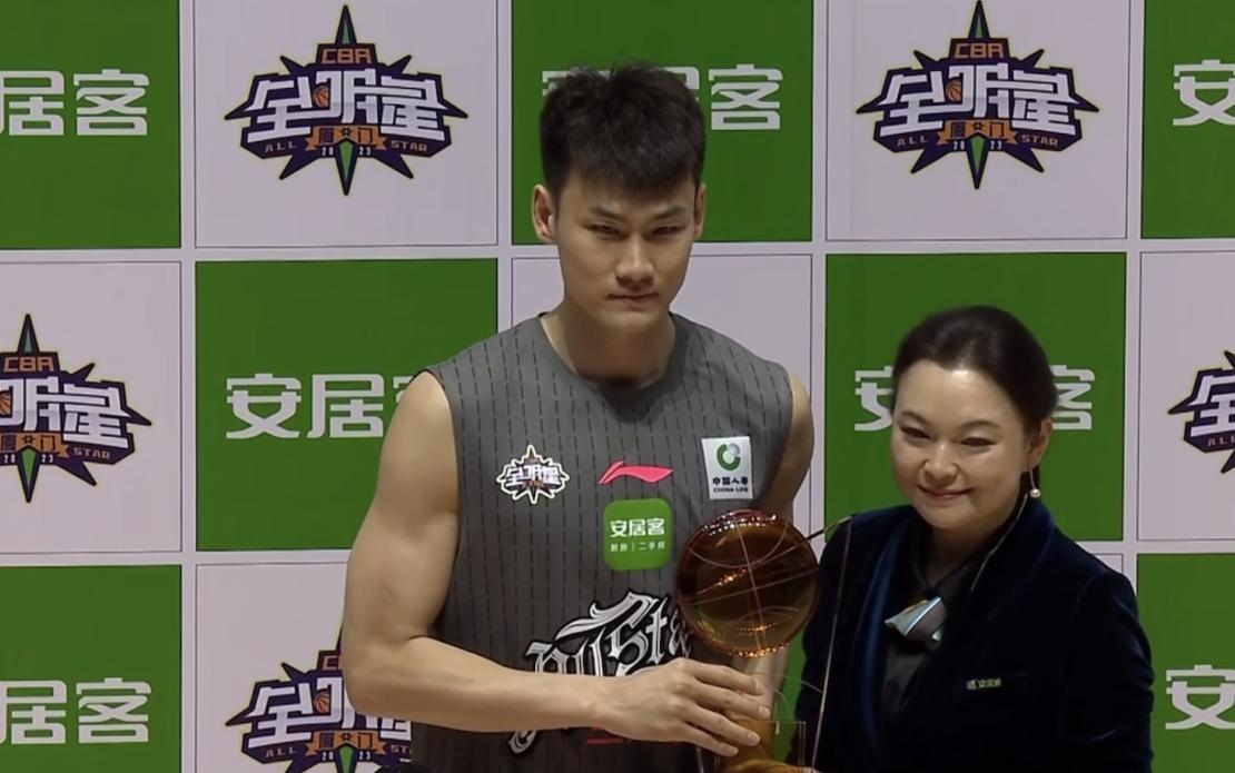 全明星单项赛颁奖典礼！徐杰王睿泽冷酷颁奖+肌肉有型，杨浩冷静
