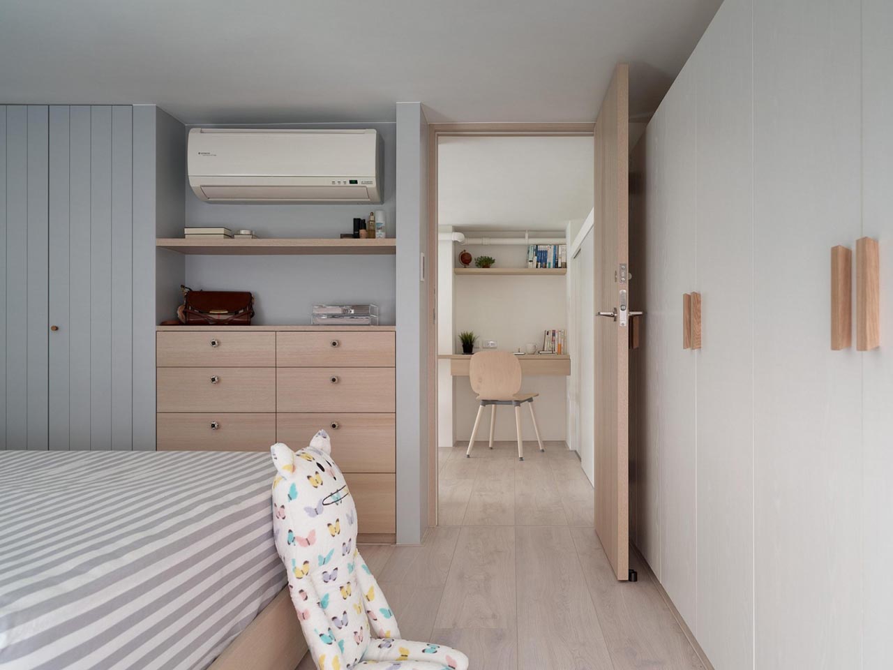 木地板用的橡木原木色,红橡木地板原木风格