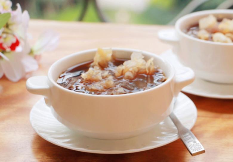 润肺止咳化痰喝啥汤,嗓子干痒咳嗽做什么汤