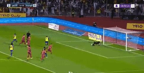 c罗大四喜庆祝,上演大四喜c罗带走比赛用球