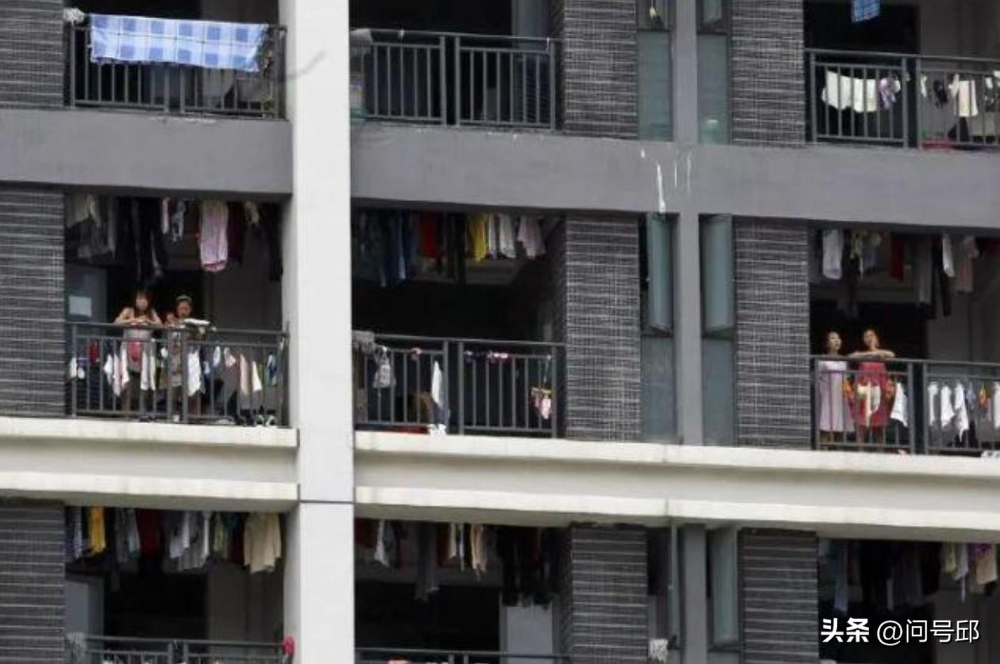 富士康员工频繁坠楼事件,富士康员工自杀事件产生的原因