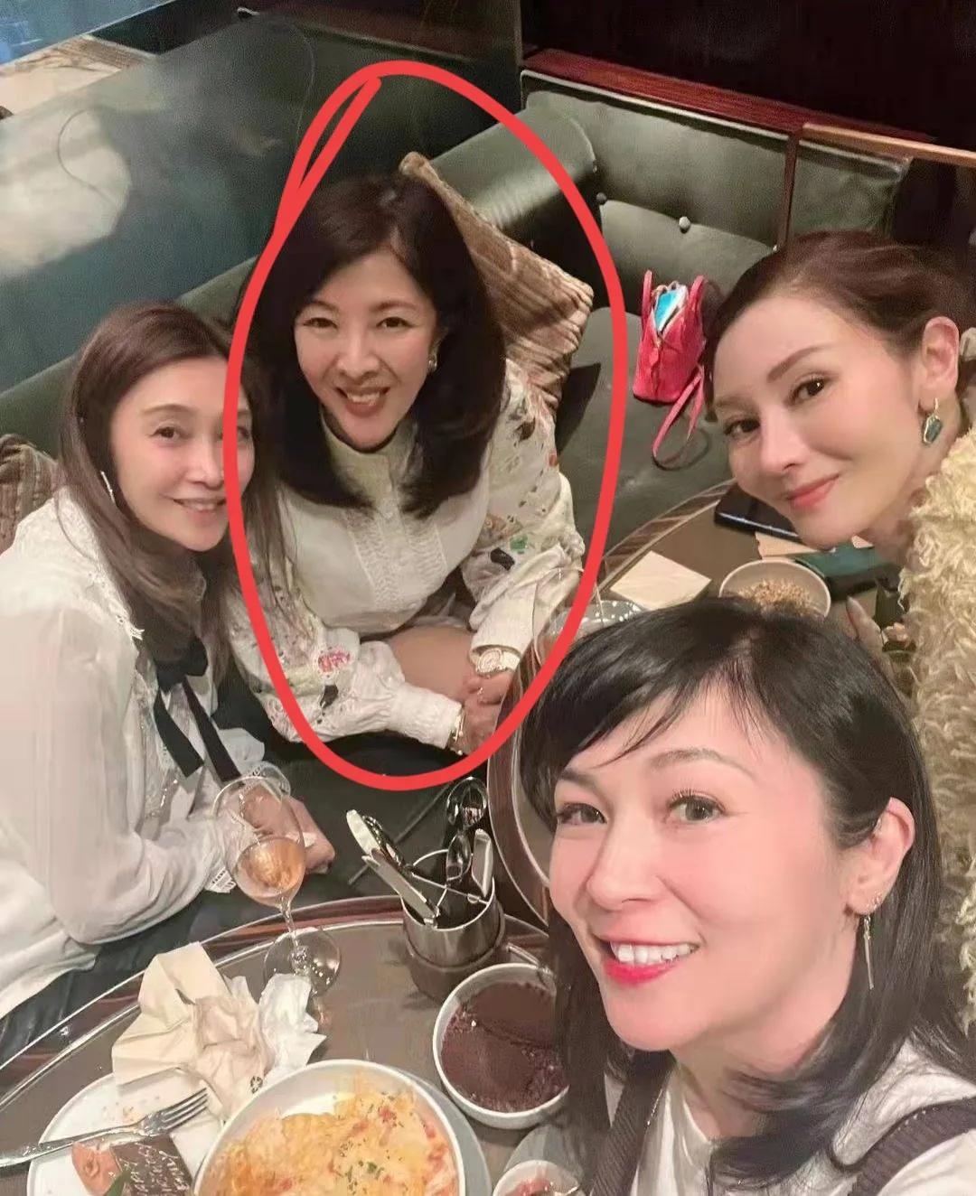 李嘉欣减肥全过程,李嘉欣是怎么瘦的