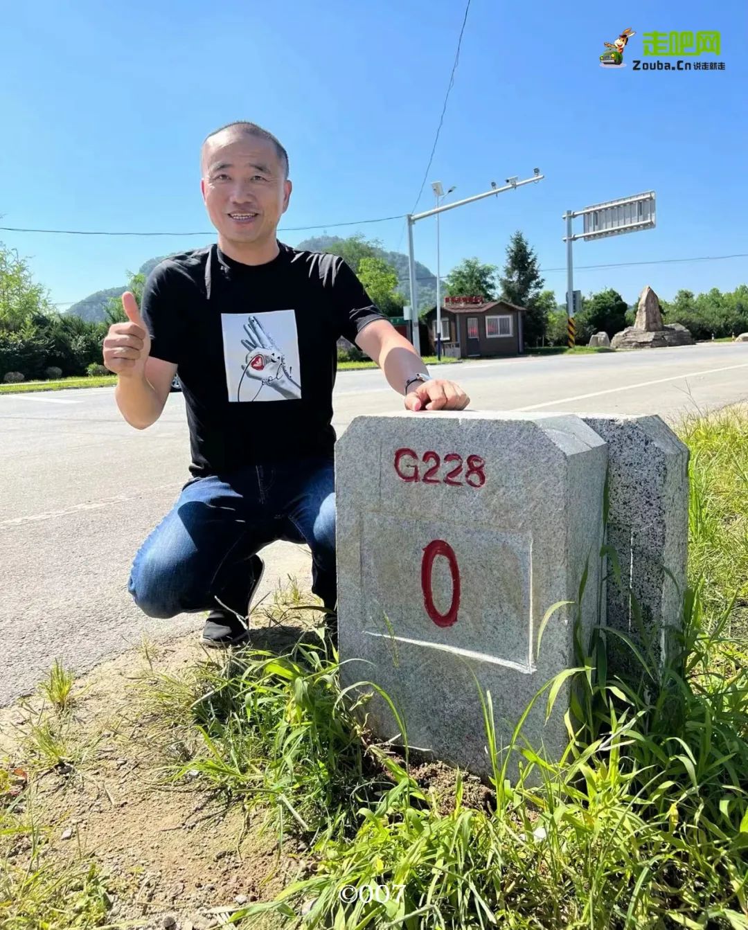 他16岁白手起家,立下十一个“亿”的目标,50岁已走过世界120国