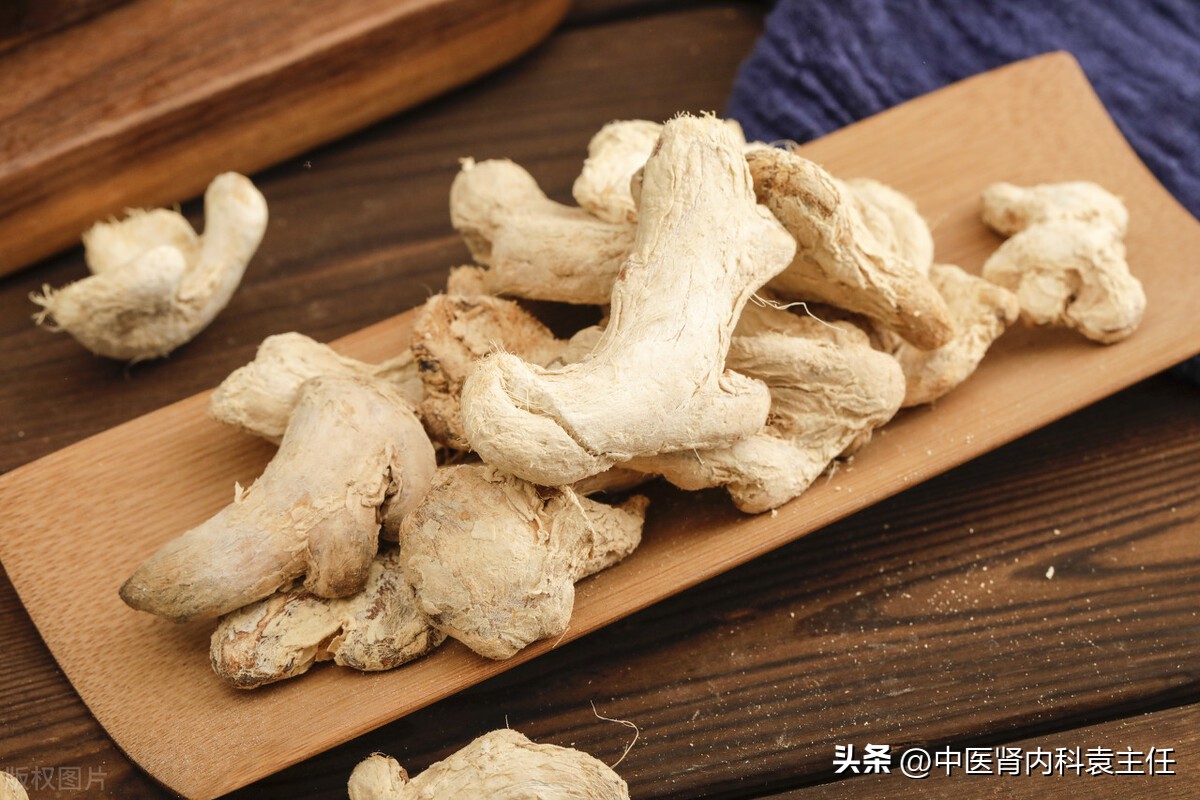 反复水肿血尿蛋白尿二十年,肾炎腰酸乏力怎么办