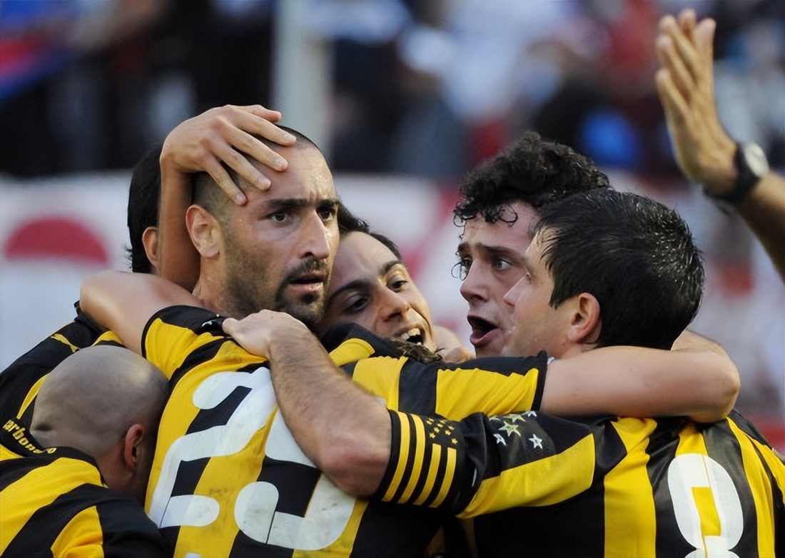 全场23次射门，却1比4惨败，这个乌拉圭豪门有点惨