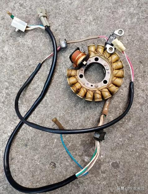 雅马哈劲豹150摩托车新款,骑不坏的本田修不好的雅马哈