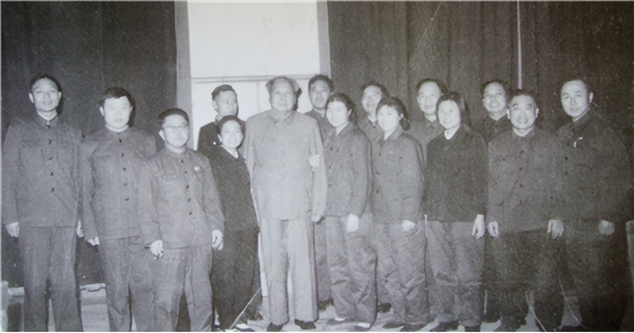 神秘的“8341”部队，到底有多强？满足4大条件才有资格入伍