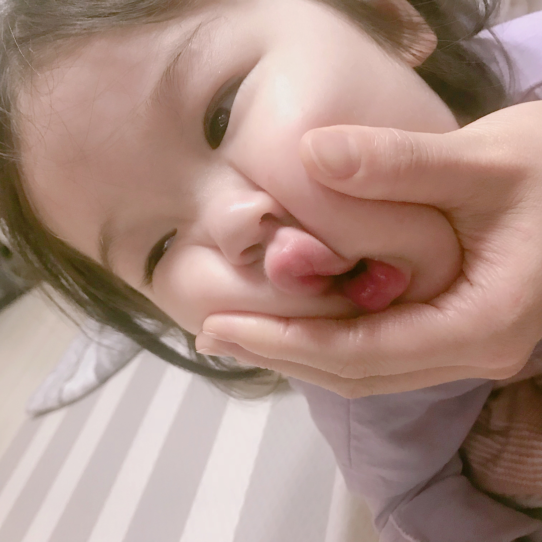 最近超火的可爱小女孩表情包,小女孩可爱萌表情包