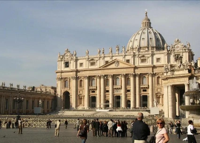 梵蒂冈世界上最小国家排名,最小国家梵蒂冈多少人