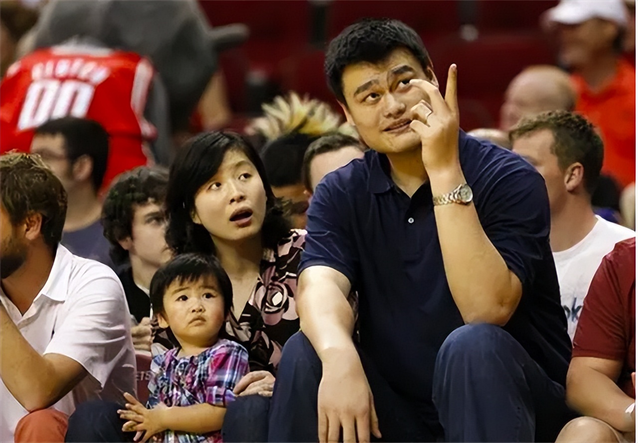 叶莉嫁给姚明以前叶莉做什么工作,姚明老婆叶莉个人简历身高