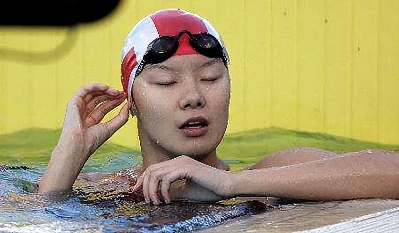 “亚洲蝶后”周雅菲：嫁给CBA二婚男，如今儿女双全堪称人生赢家