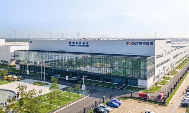 蜂巢能源和比亚迪哪个好,挑战宁德时代