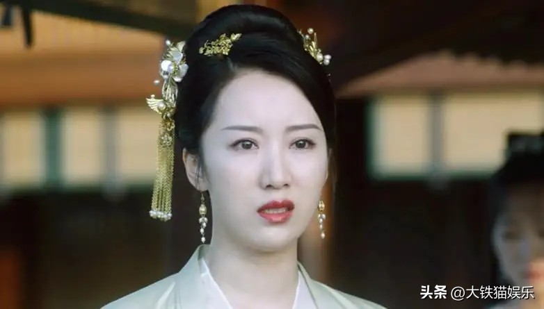 貌美如花眼光却差的6位女星,嘴巴最好看的六位女星