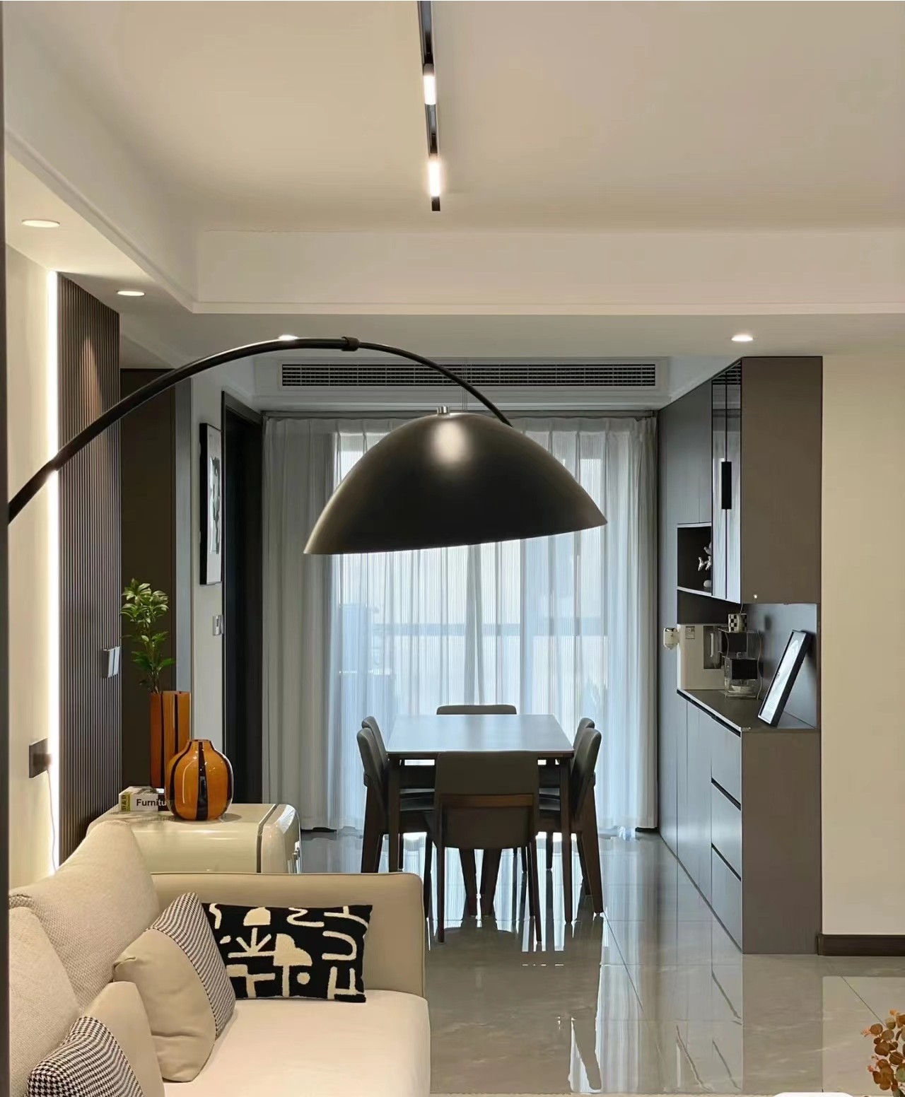 河南发现一户人家，光一个电视柜就圈粉无数，全屋更没有一丝俗气