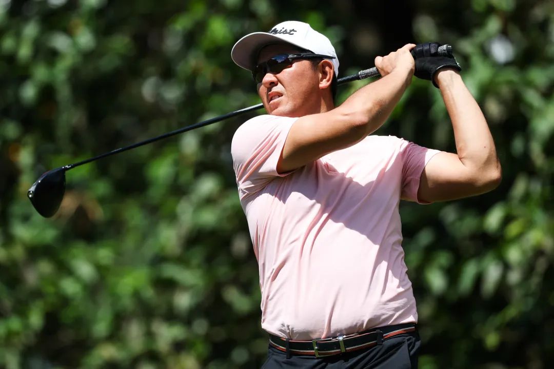 广东巡回赛-京能新能源东莞公开赛新加坡林建文加洞赛夺冠