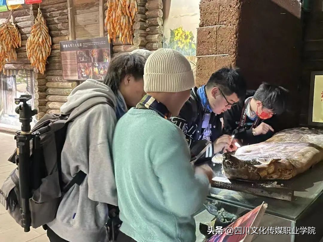 四川文化传媒职业学院是单招吗,四川文化传媒职业学院报名时间表