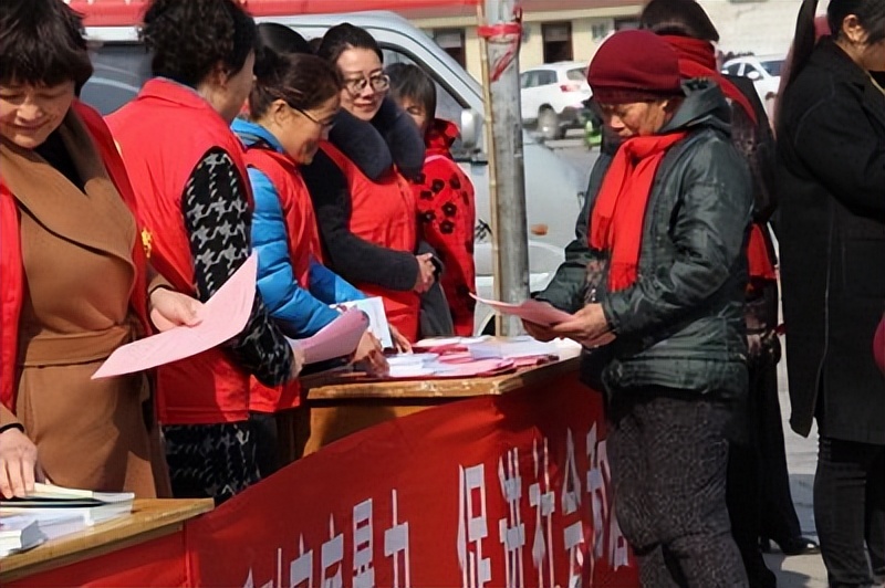 38妇女节的由来民间版本,38妇女节的由来和意义幼儿园