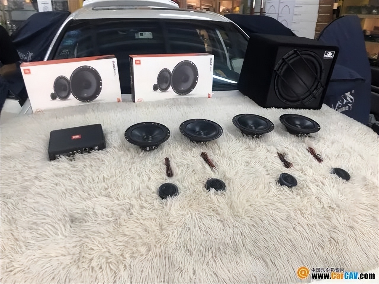 丰田皇冠哪个配置的音响最好,丰田汽车什么音响最好