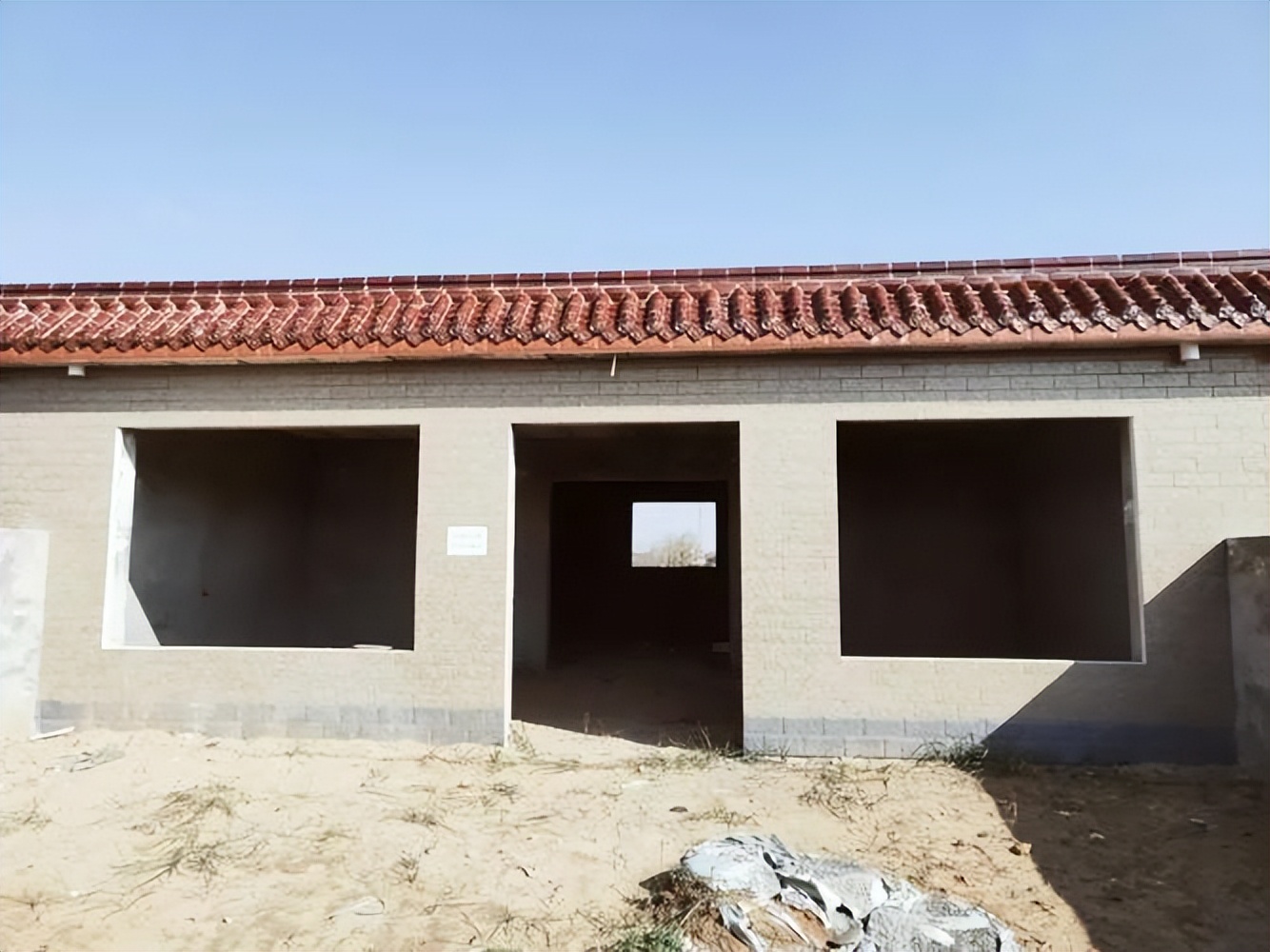 夏日农村院子遮阳隔热,农村屋顶夏天太阳晒得太热怎么办