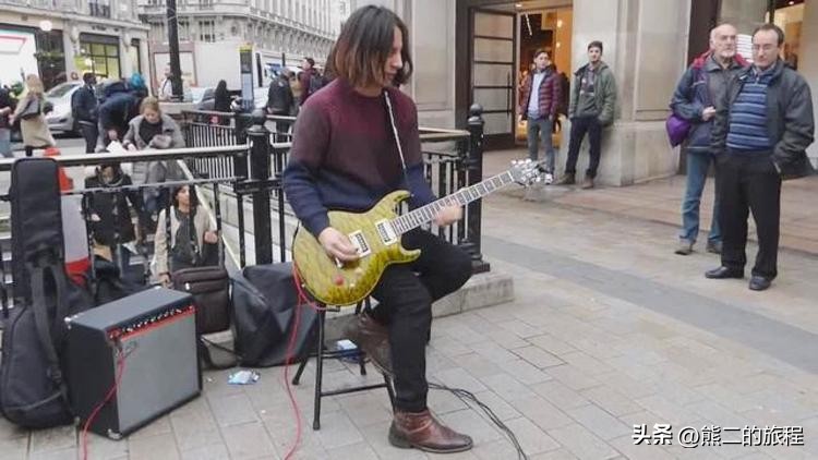 浅谈音乐对新时代发展的作用,论流行音乐对大学生的影响