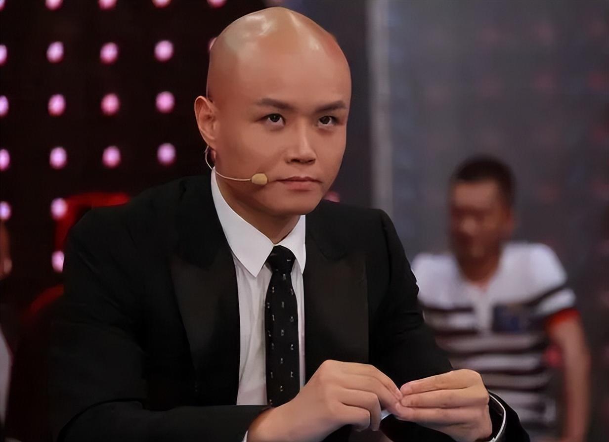 孟非和乐嘉为什么都是光头啊,乐嘉与孟非发生了什么