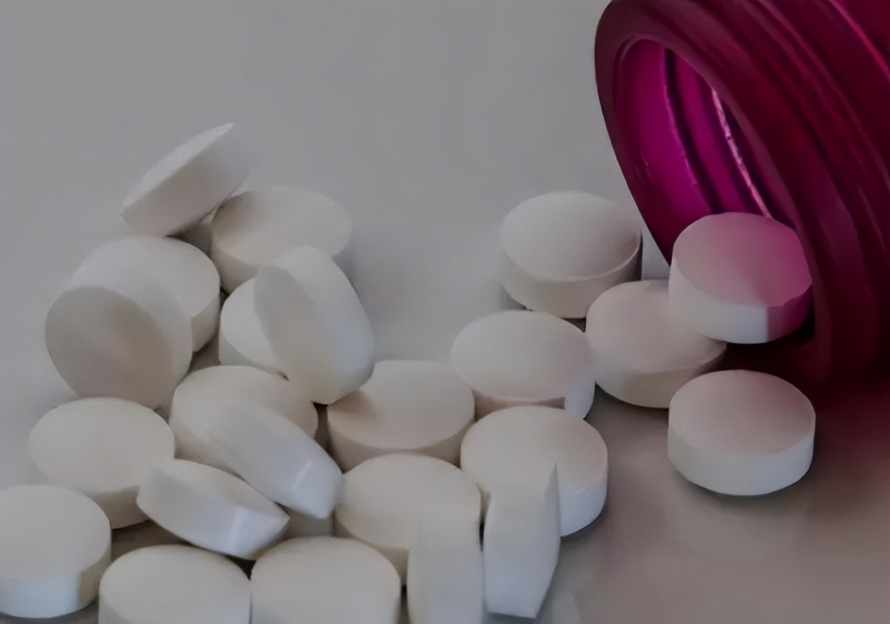 甲钴胺是什么药品治疗什么的,甲钴胺治疗神经每天吃几片最好