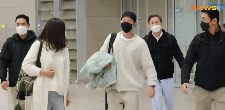 100亿婚房的真相？宋仲基与宋慧乔离婚到底是谁出轨？