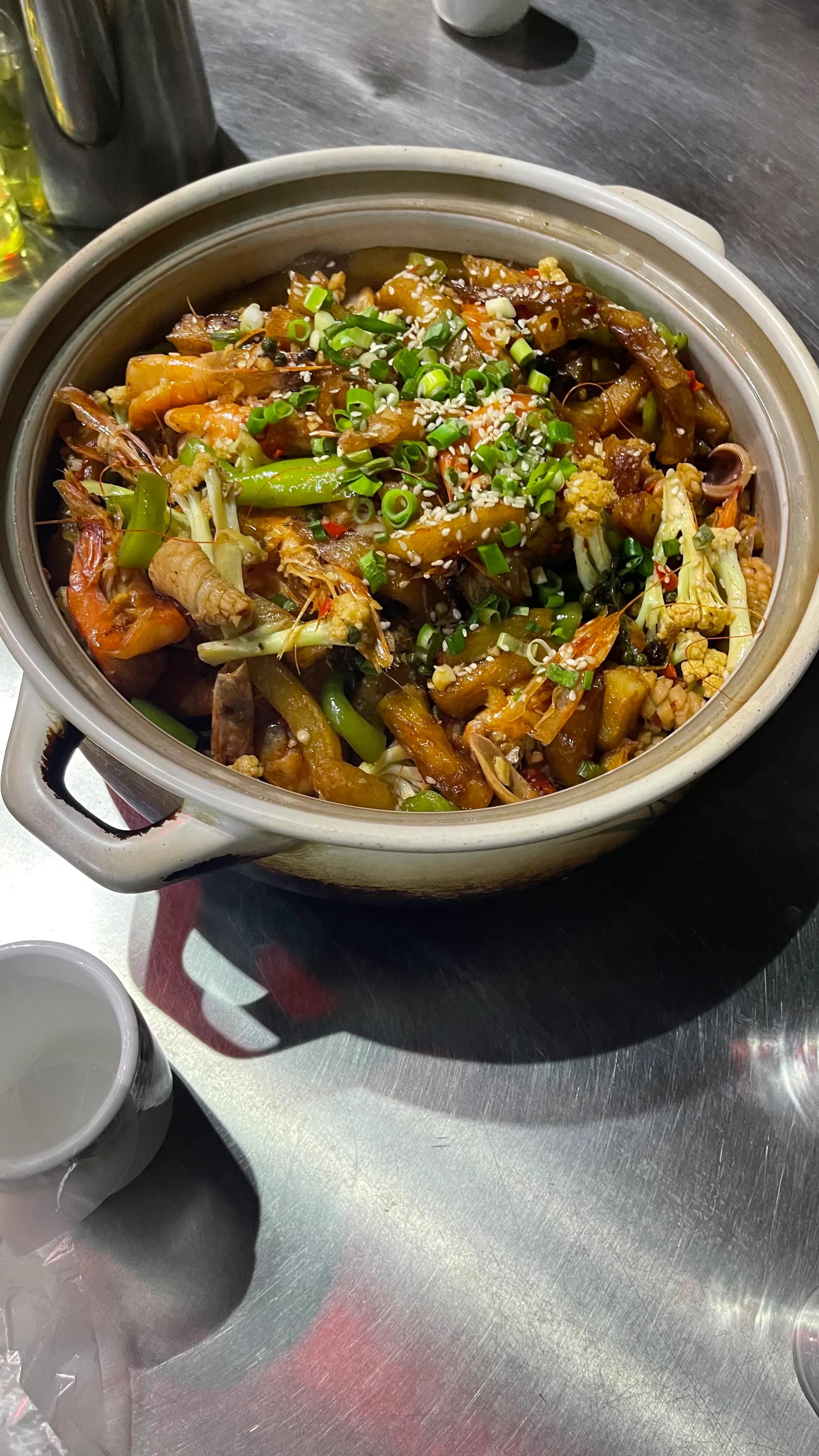 2023适合做餐饮小店吗,想做生意开个餐饮店