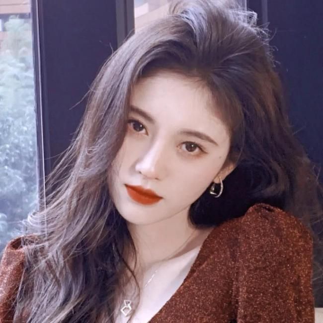 鏄庢槦灞卞绀兼湇鍞愬,鍞愬绌垮北瀵ㄧぜ鏈嶆児浜夎