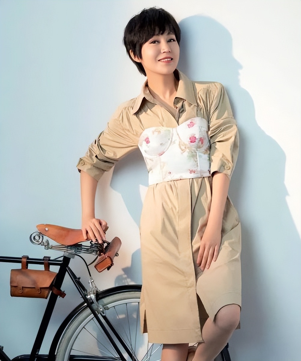 内地8对“影视姐妹花”：一样的美丽有名，命运却截然不同