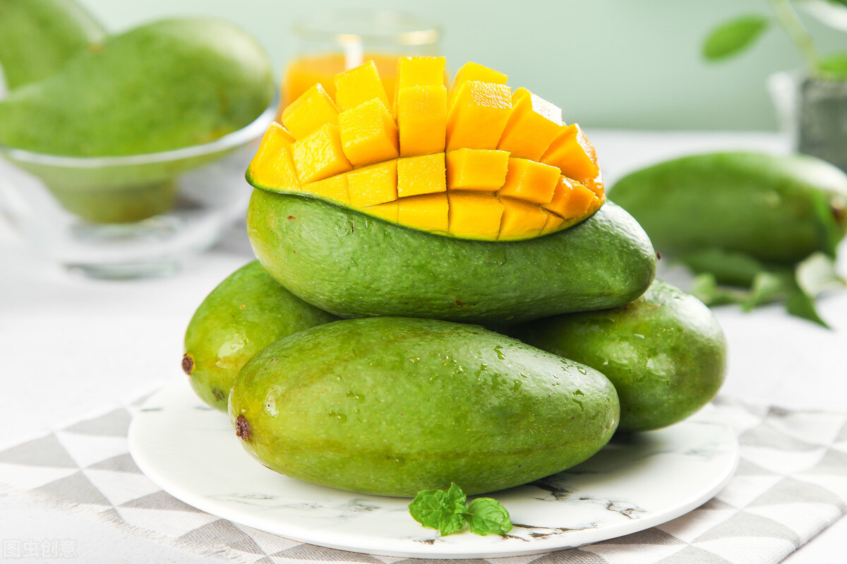 青芒果怎么是脆的,青芒果什么样才算熟