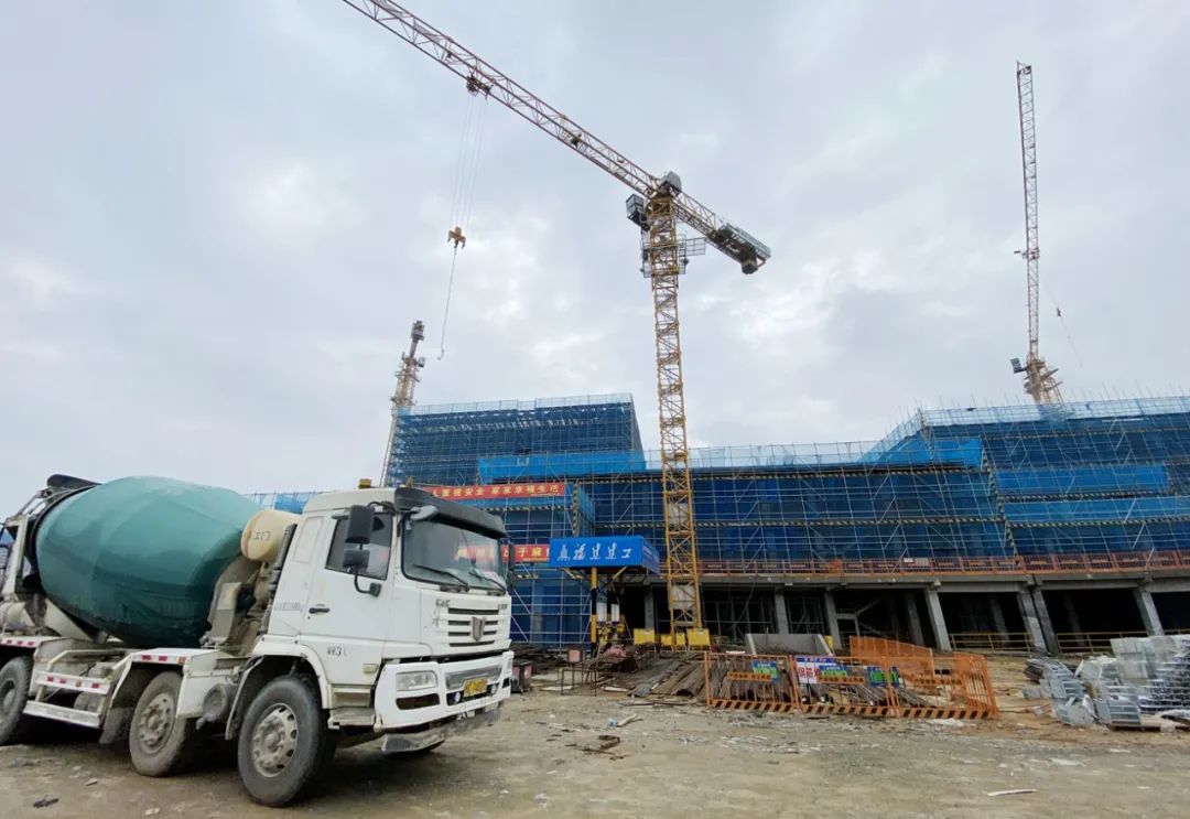 【项目奋战年】总投资6亿多元！南安这所医院迁建，一期主体封顶！