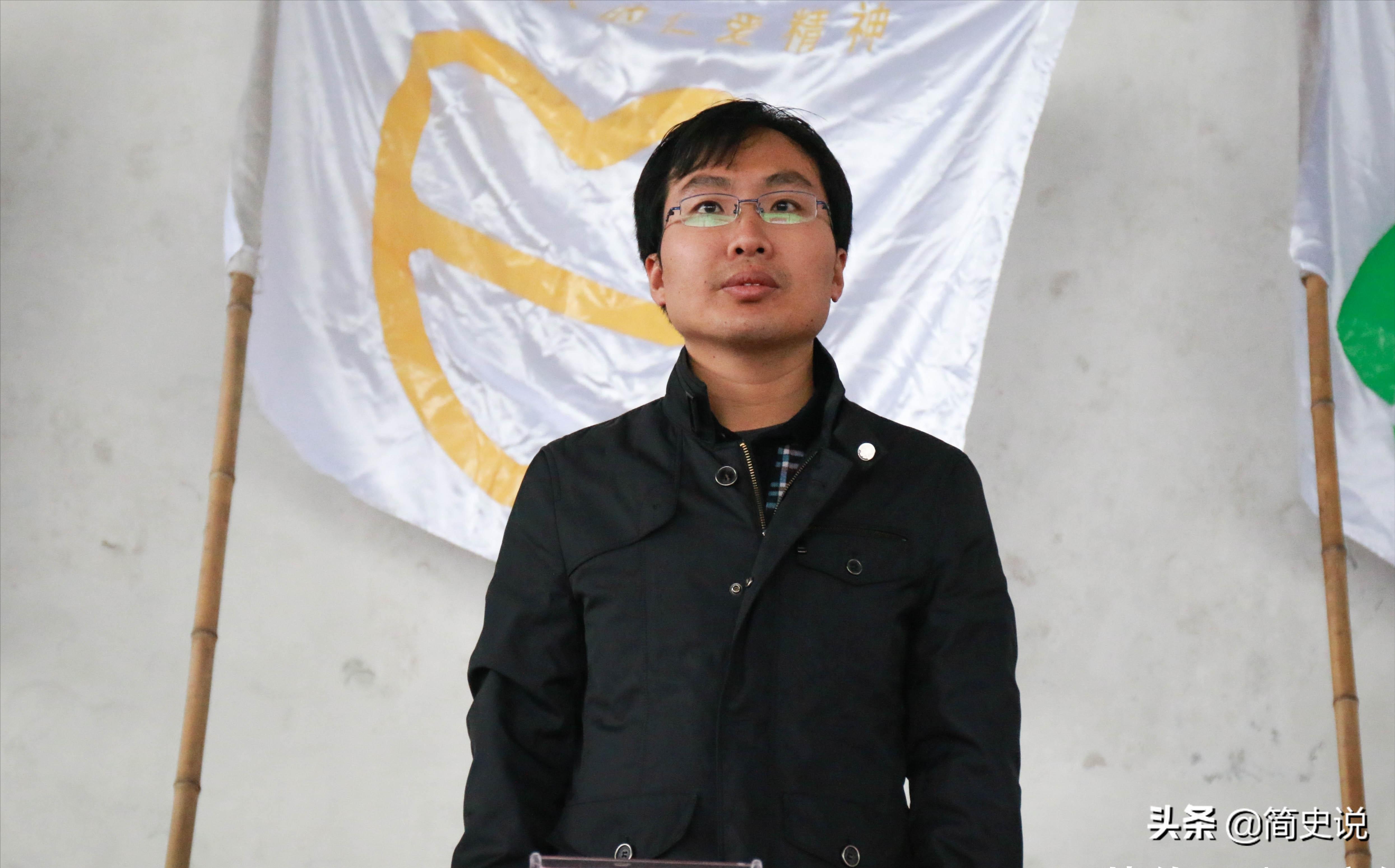 父亲绝症儿子离家出走,父亲精神病女儿12岁打工