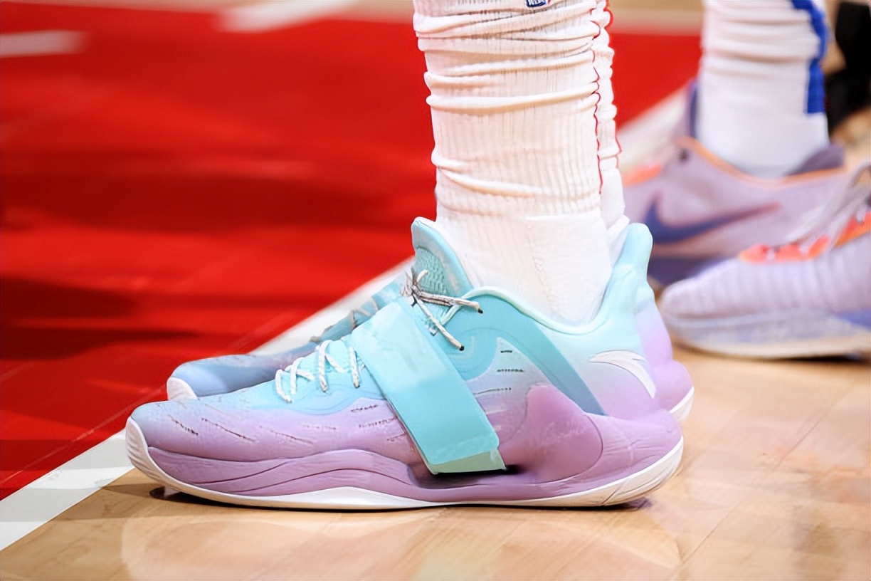 2019年1月6日nba球员上脚的球鞋,nba球员上脚安踏