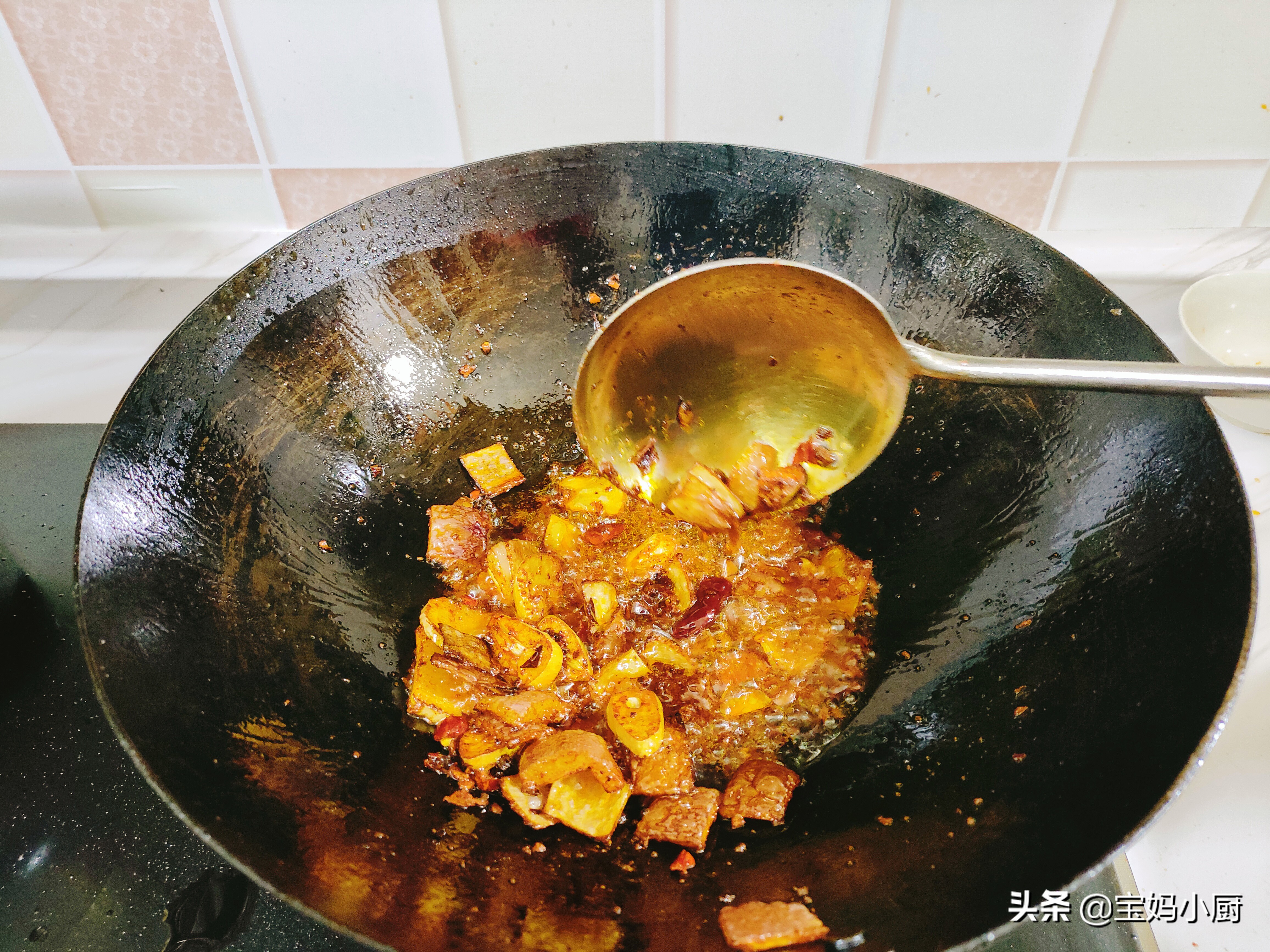 想吃水煮肉片在家自己做,喜欢吃水煮肉片自己在家做更健康