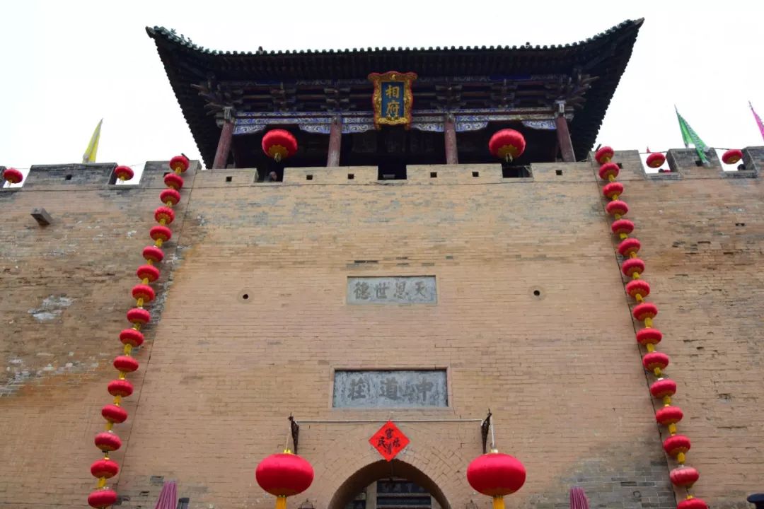 中国最具特色民居图片,十大传统民居及特色