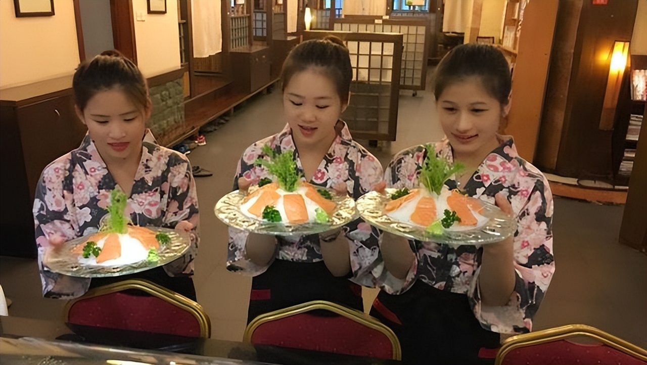 日本人发现中文标语,日本旅游中文标语