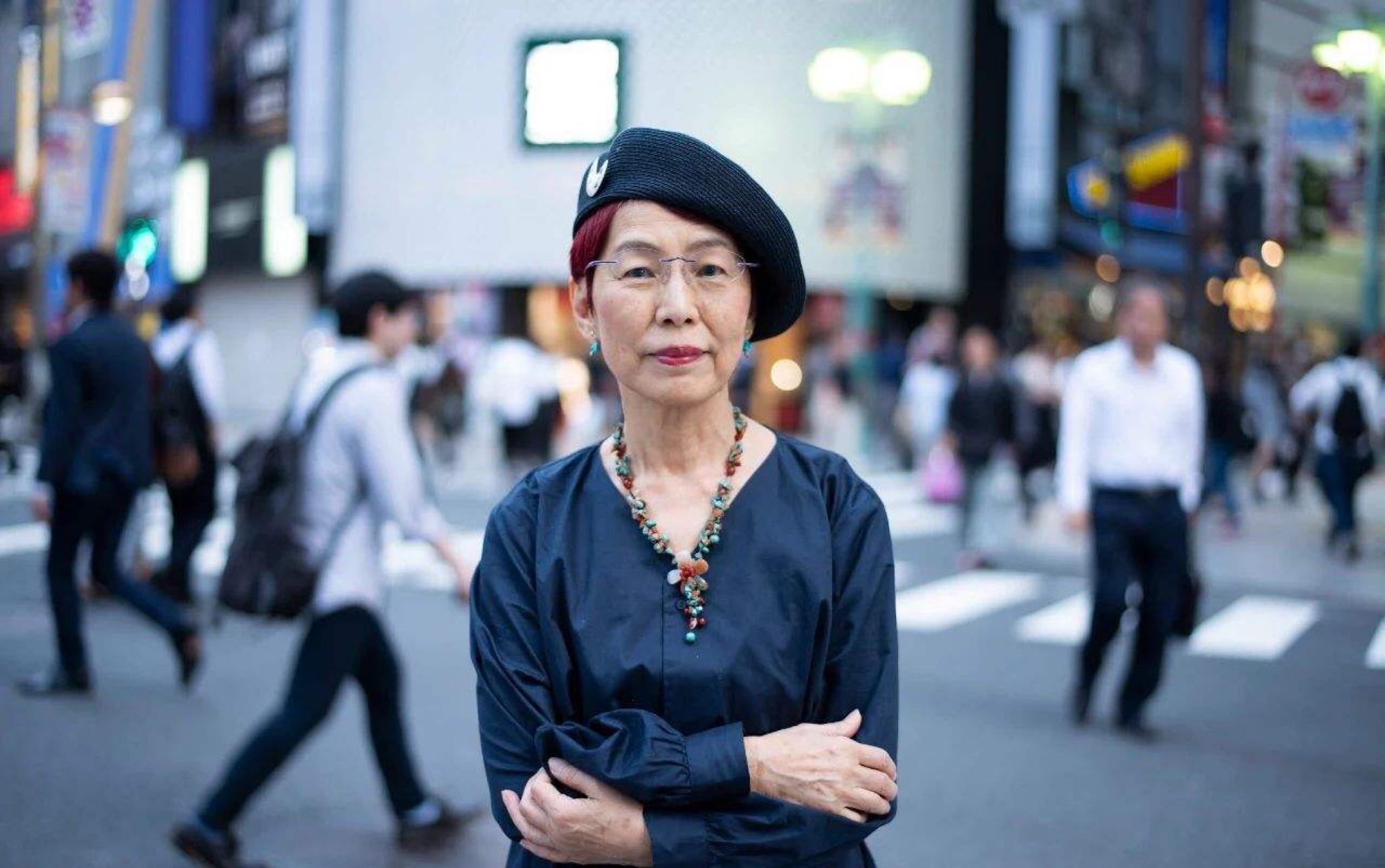 挤满70岁老人的，又何止是日本的色情业