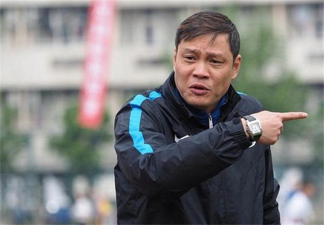 范志毅大女儿范斯晶,范志毅女儿范斯晶现在怎么样了