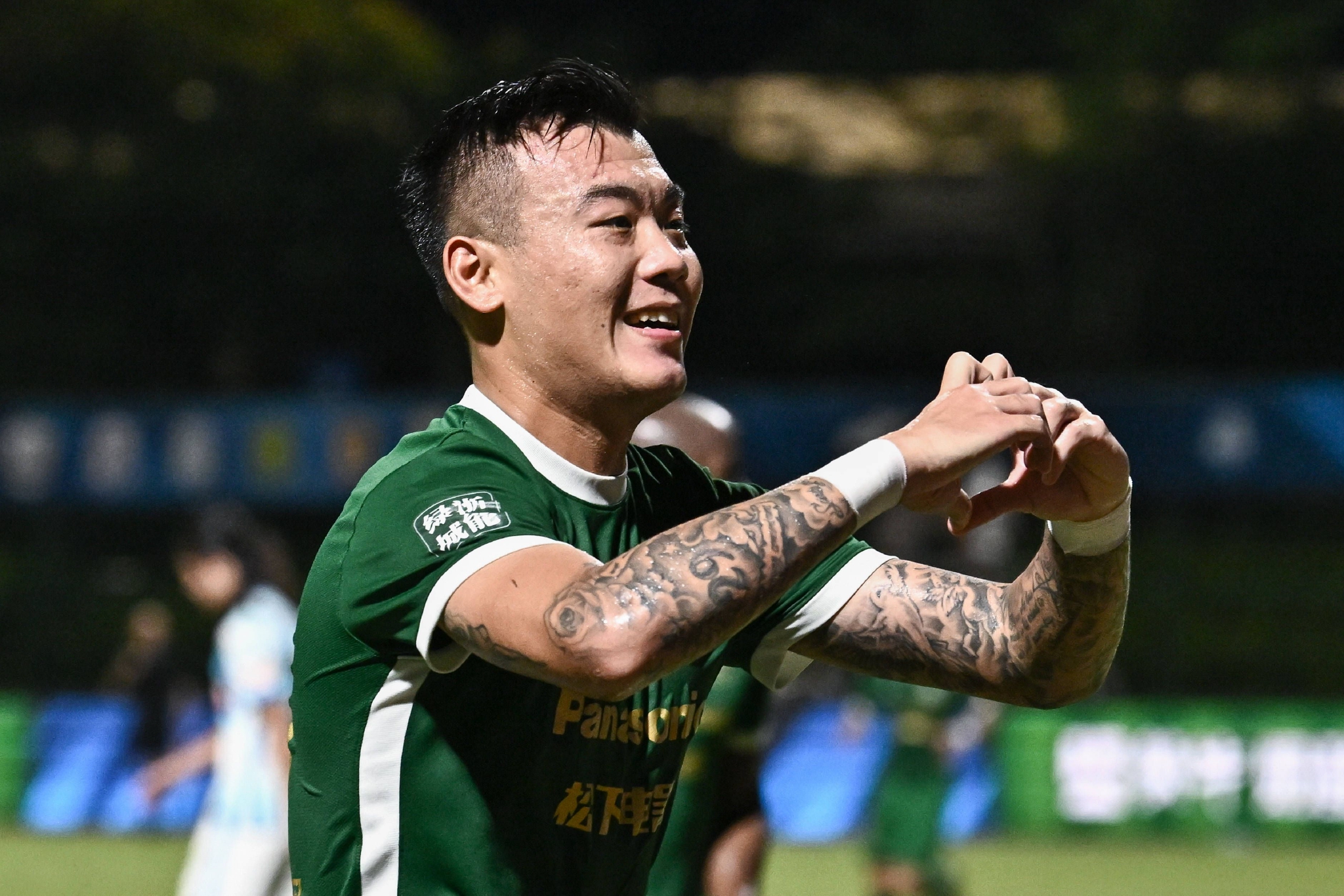 绿绿打巅峰对决,绿绿对抗亚连