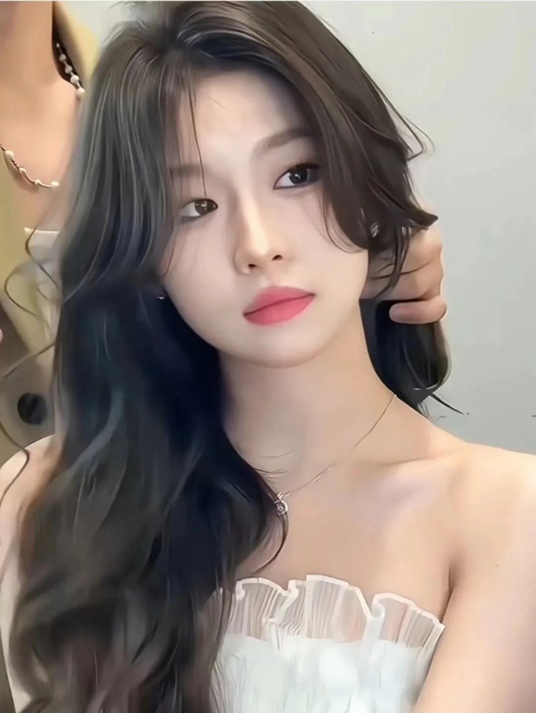 适合长脸窄的过新年发型,又可爱又不显脸大的披着头的发型