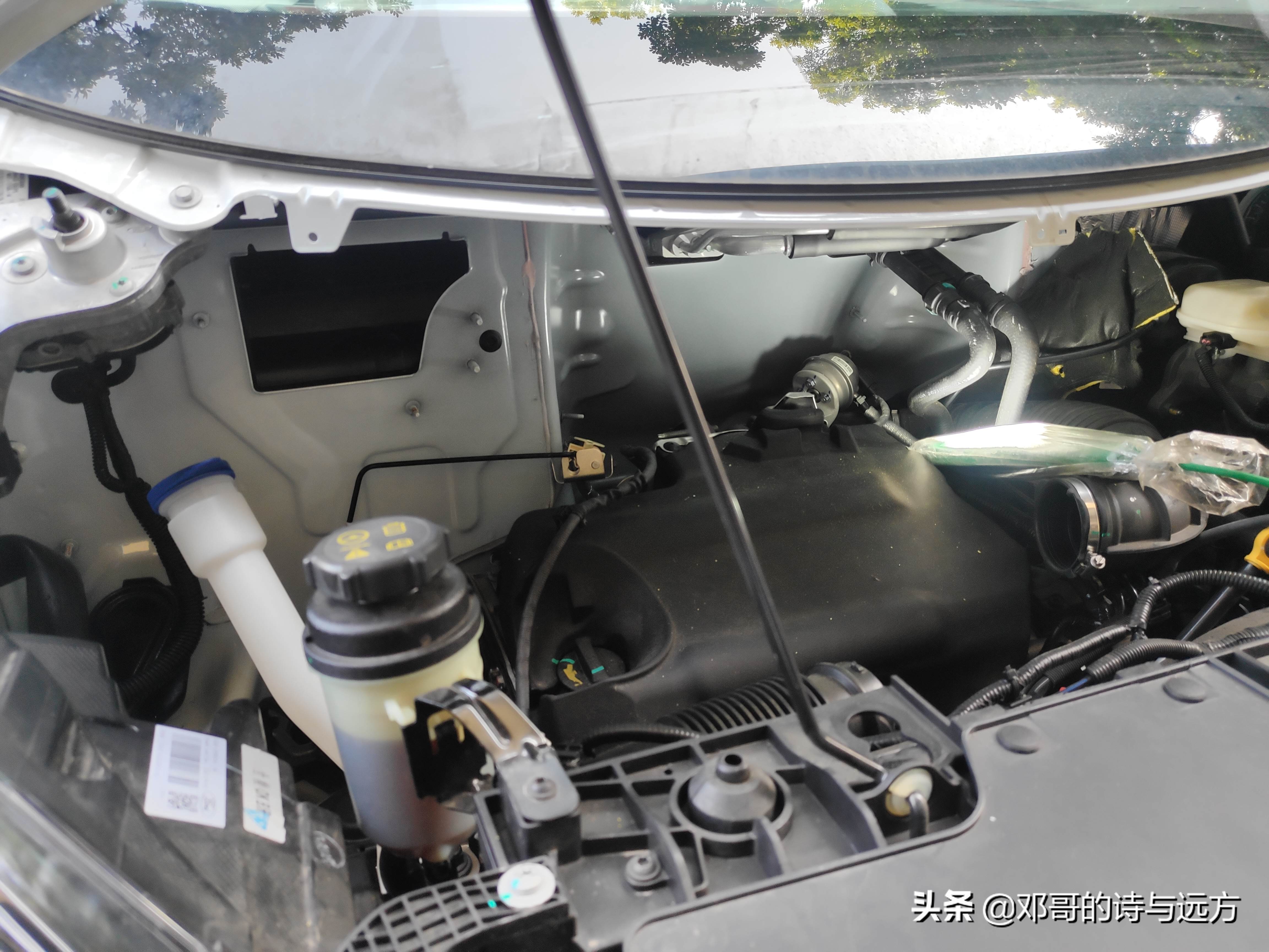 高速发动机噪音大怎样隔音,车内发动机噪音大如何做隔音