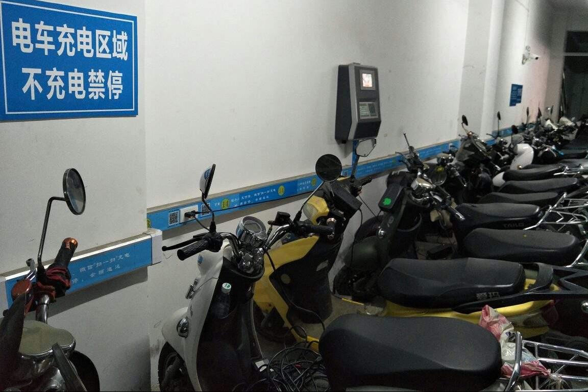 损坏电动车电池有什么补救方法,电动车电池不是用坏的而是充坏的