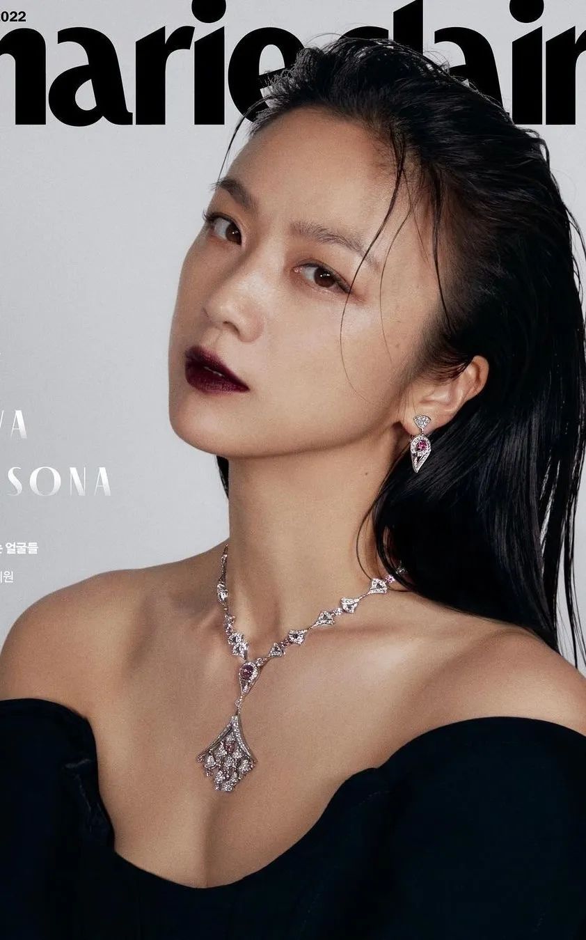 赵丽颖一头红发绚丽吸睛,赵丽颖红发造型